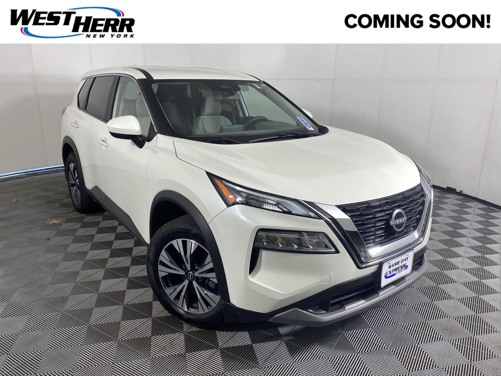 Used 2023 Pearl White Tricoat Nissan SV image 1