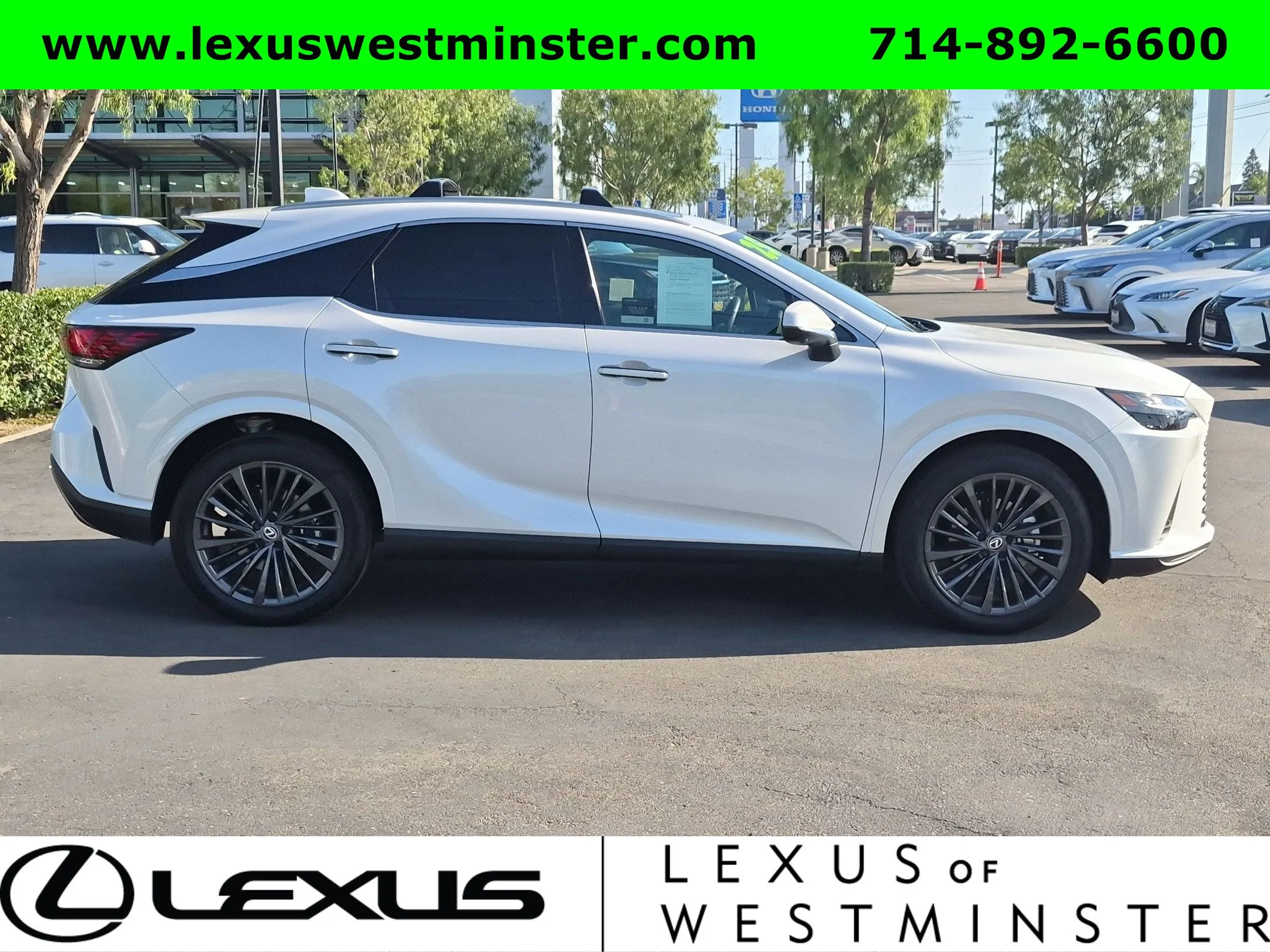 Certified Used 2025 White Lexus RX 350h Premium image 5