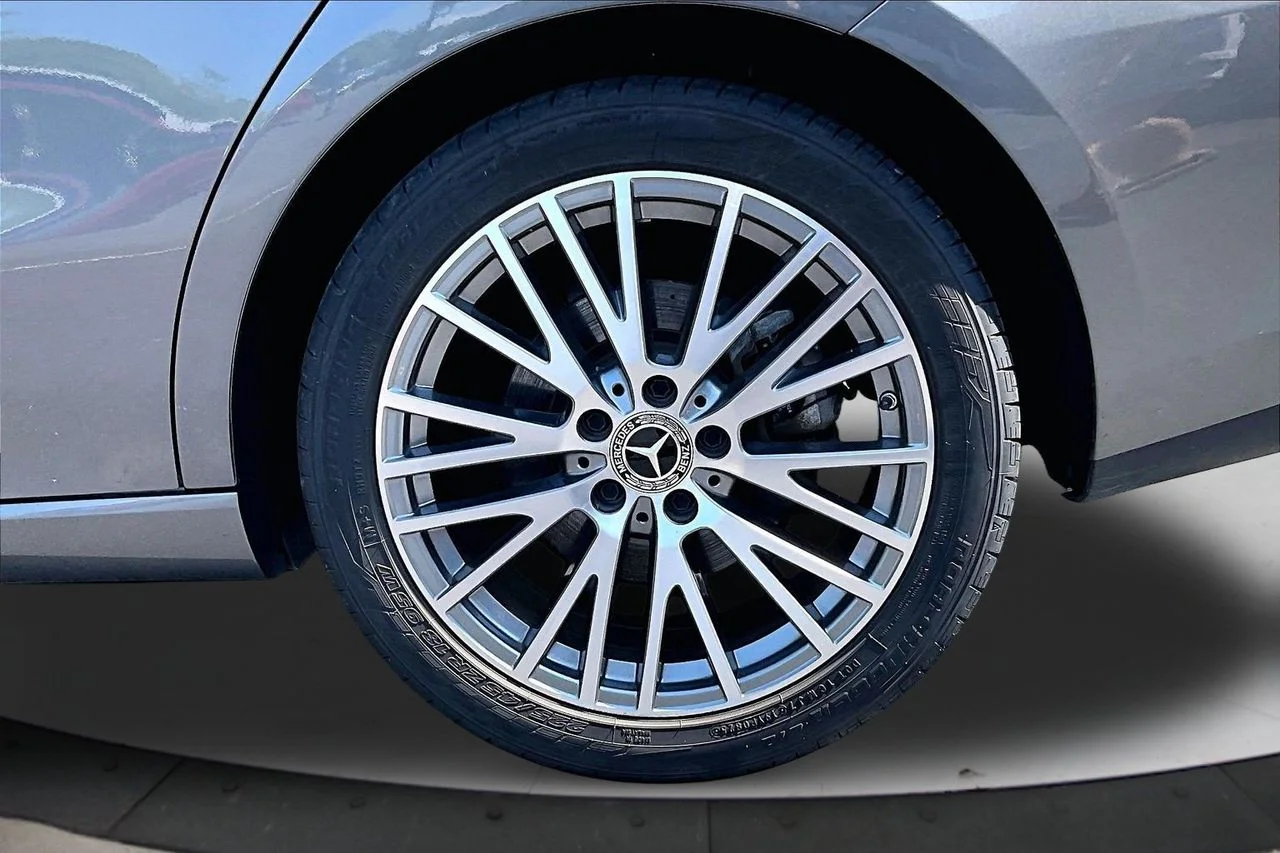 Certified Used 2025 Gray Mercedes-Benz CLA 250 image 34