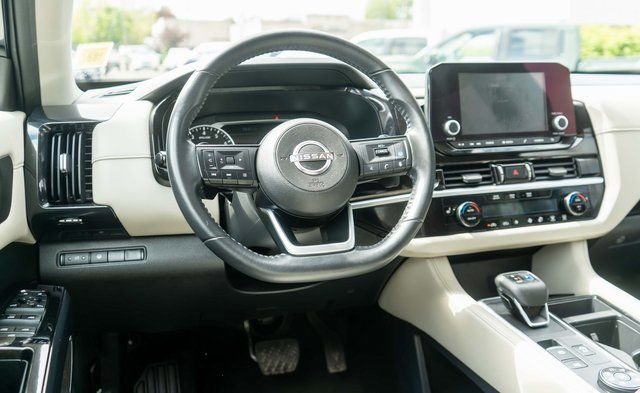 Used 2022 Black Nissan SV image 15