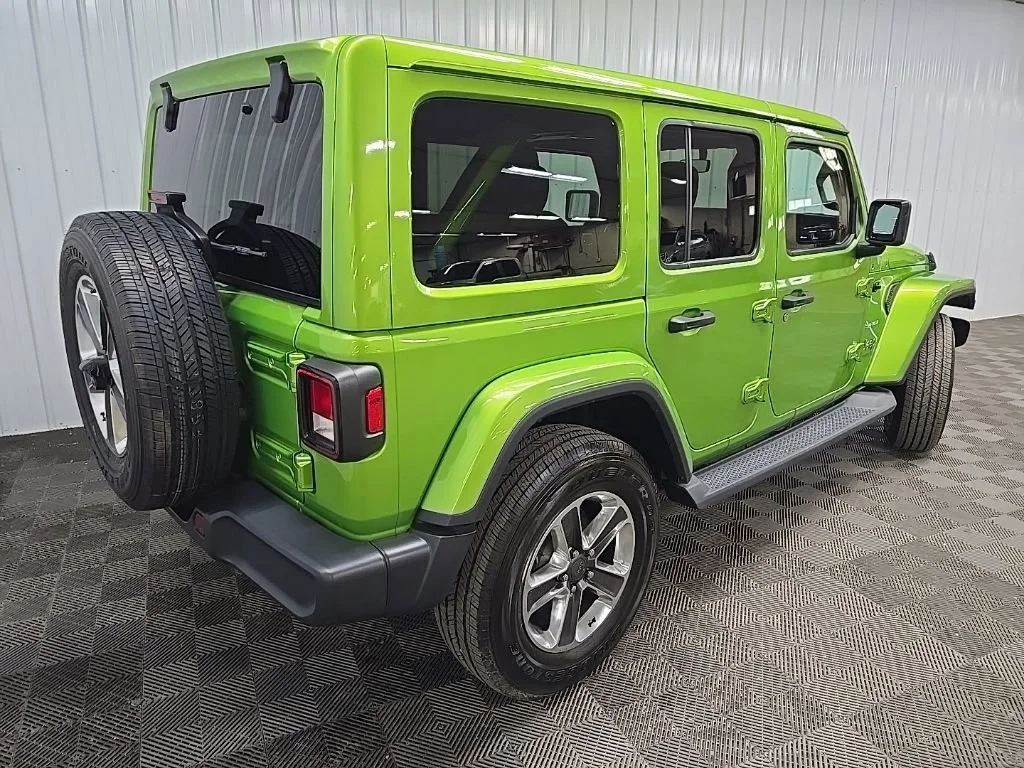 Used 2020 Gr Jeep Sahara image 10