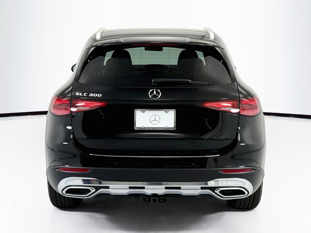 Used 2026 Black Mercedes-Benz GLC 300 image 6