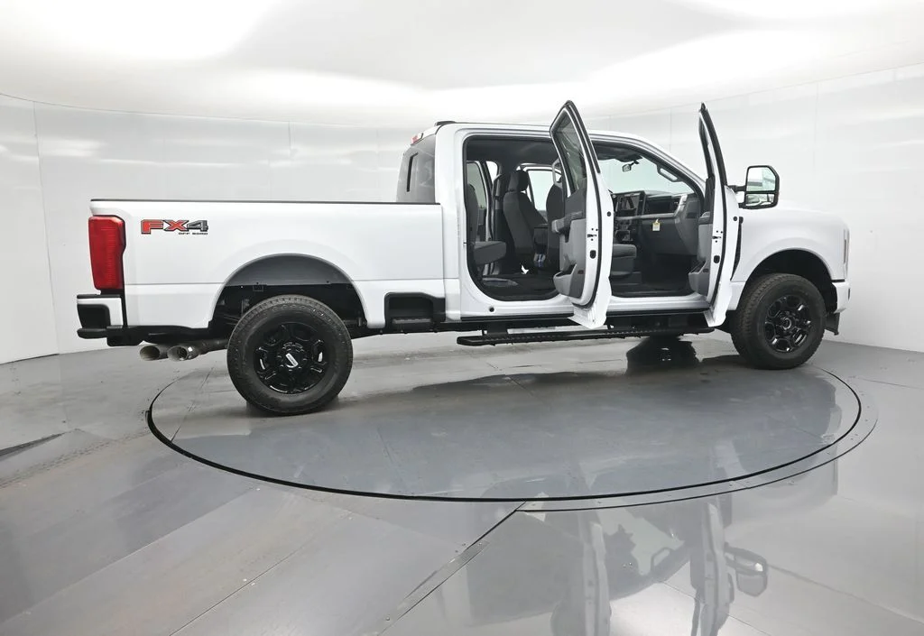 New 2026 White Ford XL image 4