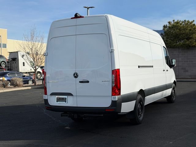 New 2026 Arctic White Mercedes-Benz Cargo 170 WB image 8