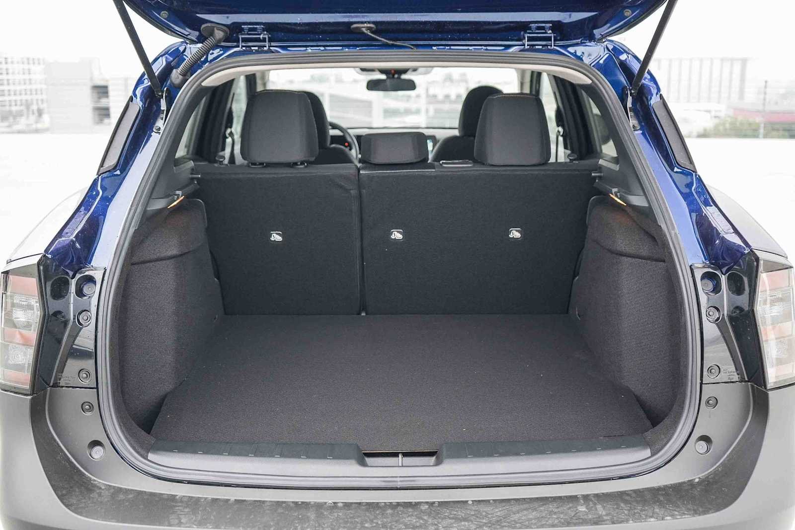 New 2027 Deep Blue Pearl Nissan SV image 12