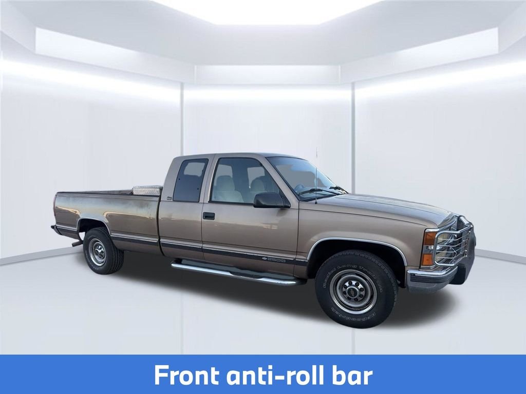 Used 1996  Chevrolet Cheyenne image 9