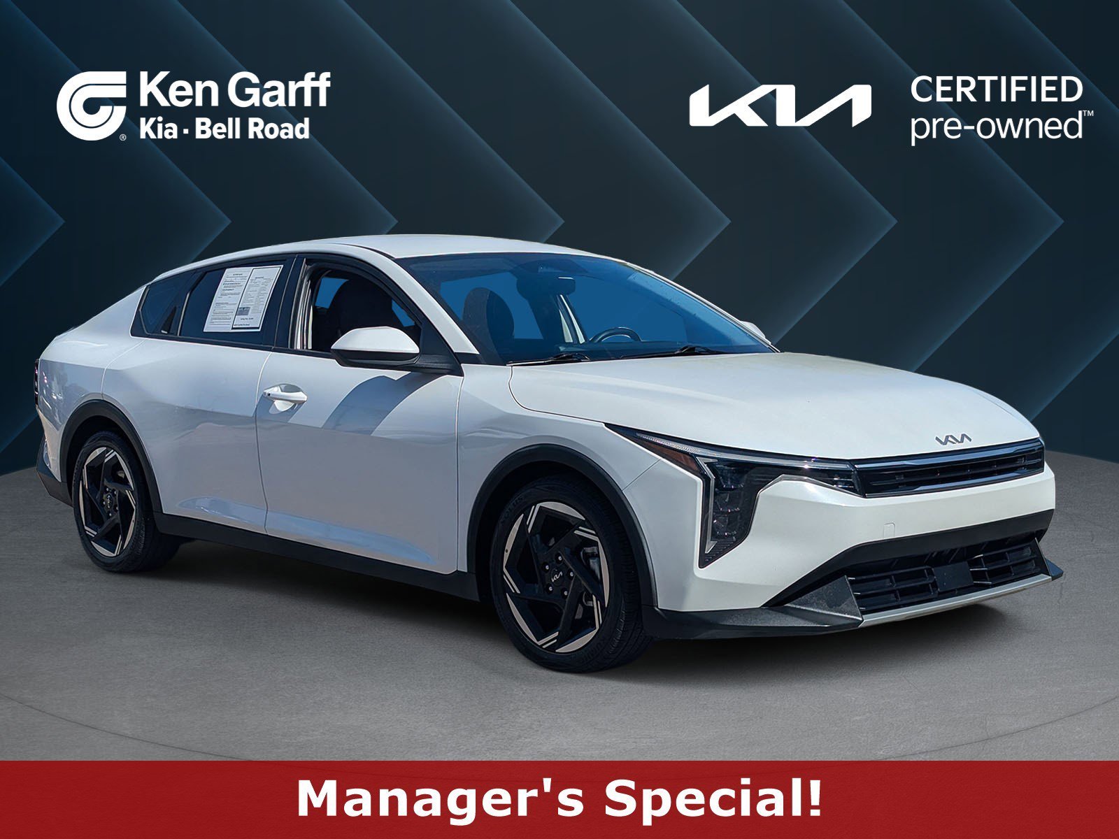 2025 Kia K4 EX AT's photo