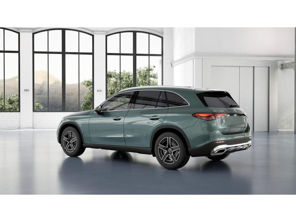 New 2027 Verde Silver Metallic Mercedes-Benz GLC 300 4MATIC® image 30