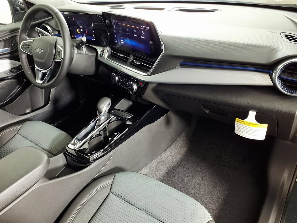 2026 Chevrolet Trax LT - Photo 13