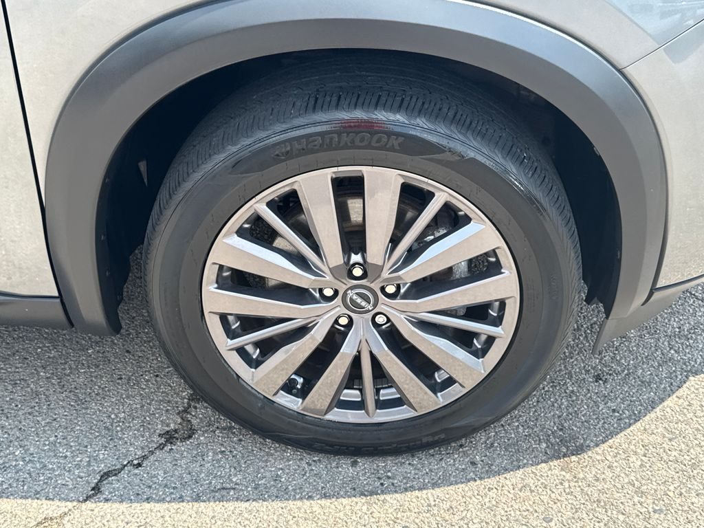 Used 2023 Gray Nissan SL image 46