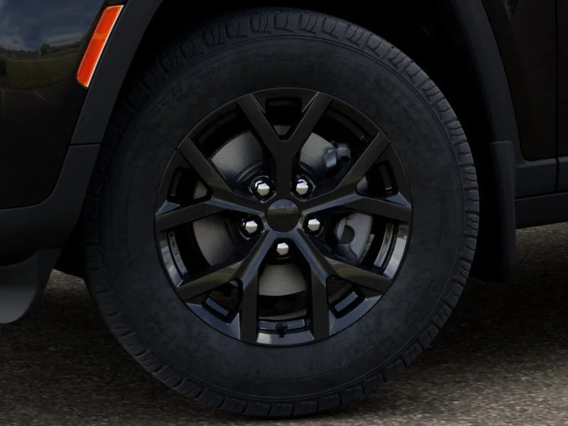 New 2026 Diamond Black Crystal Pearl-Coat Exterior Paint Jeep Altitude image 9