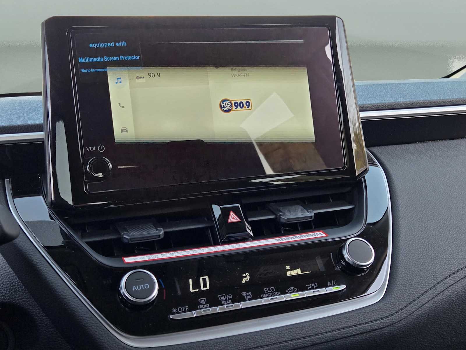 2026 Toyota Corolla Cross LE - Photo 25