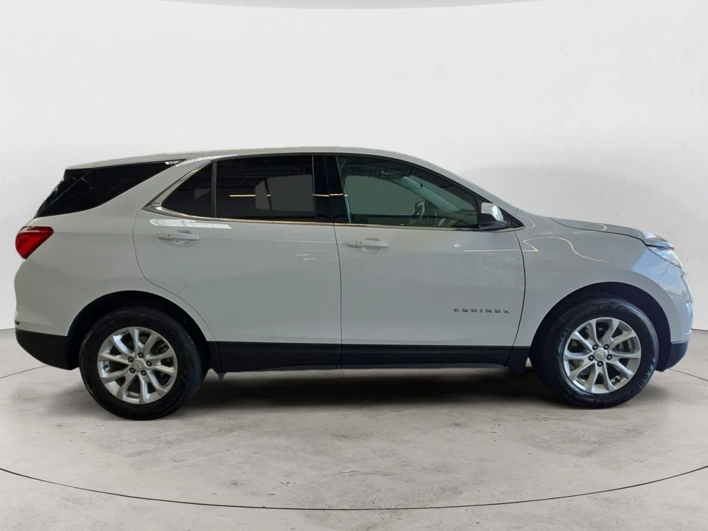 Used 2019 White Chevrolet LT image 4