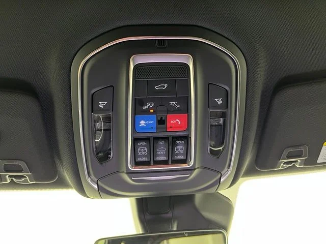 Used 2026 Silver Jeep Limited image 35