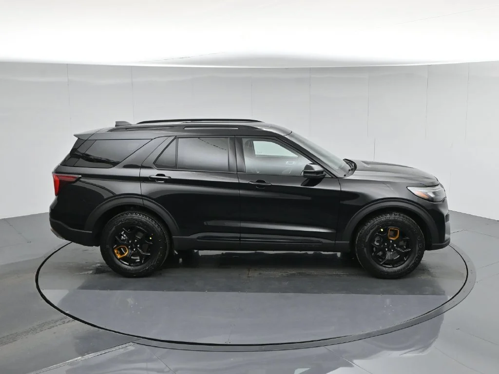 New 2026 Agate Black Metallic Ford Tremor image 55