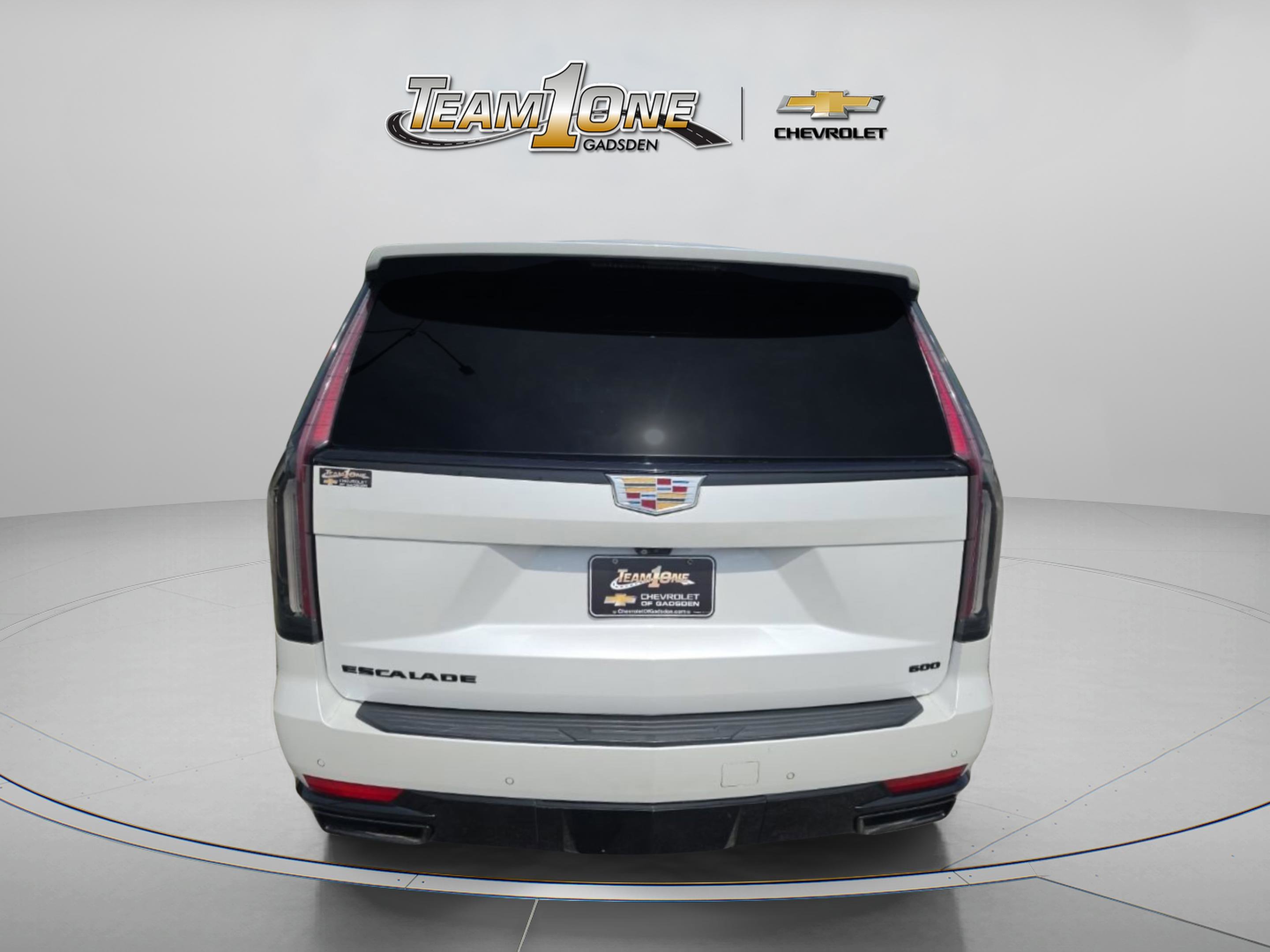 Used 2021 CRYSTAL WHITE TRICOAT Cadillac Sport Platinum image 6