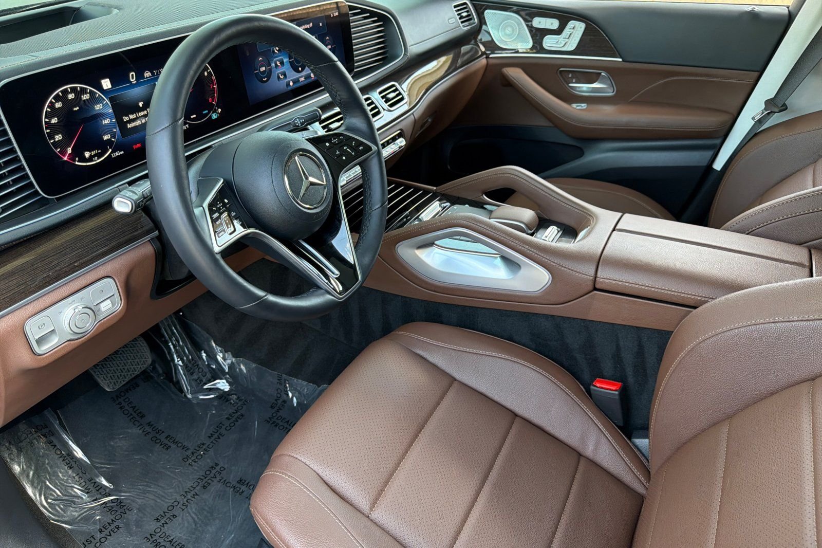 Certified Used 2026 Black Mercedes-Benz GLS 450 image 10