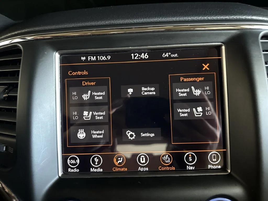 Used 2018 Velvet Jeep Limited image 31