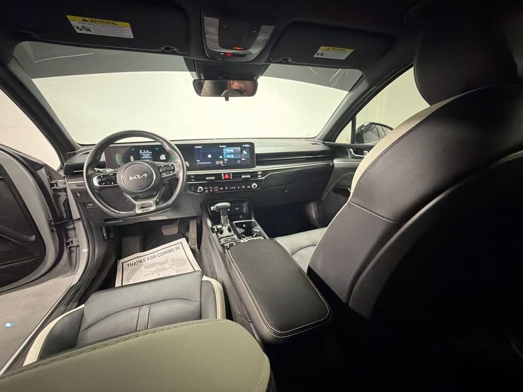 Used 2025 Wolf Gray Kia GT-Line image 20