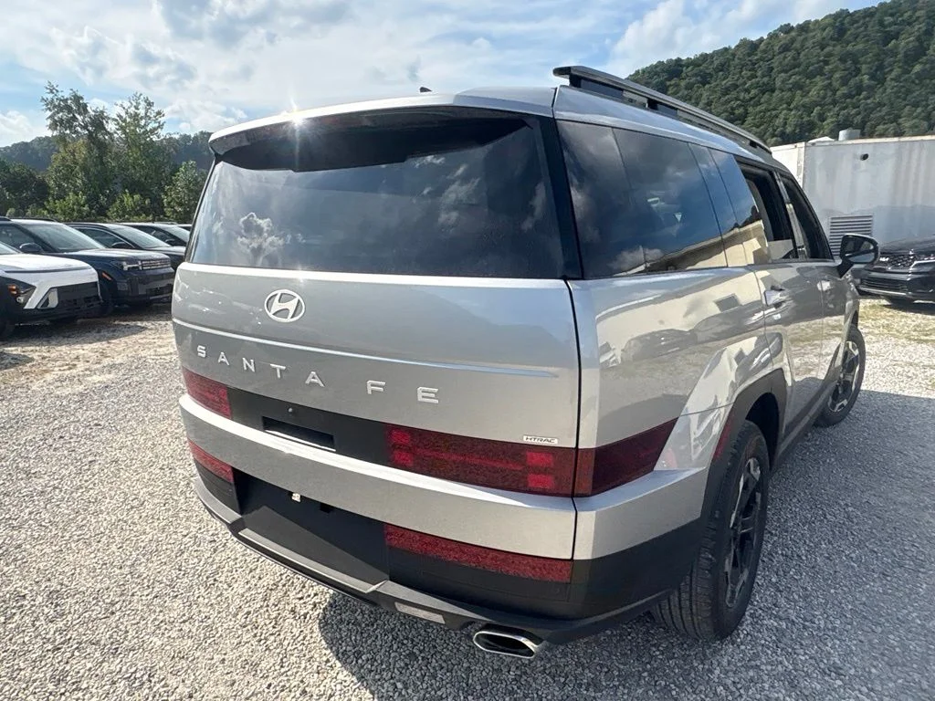 New 2027 Silver Hyundai SEL image 11