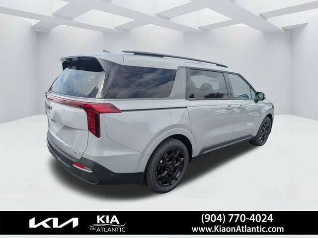 New 2026 Ceramic Silver Kia SX Prestige image 3