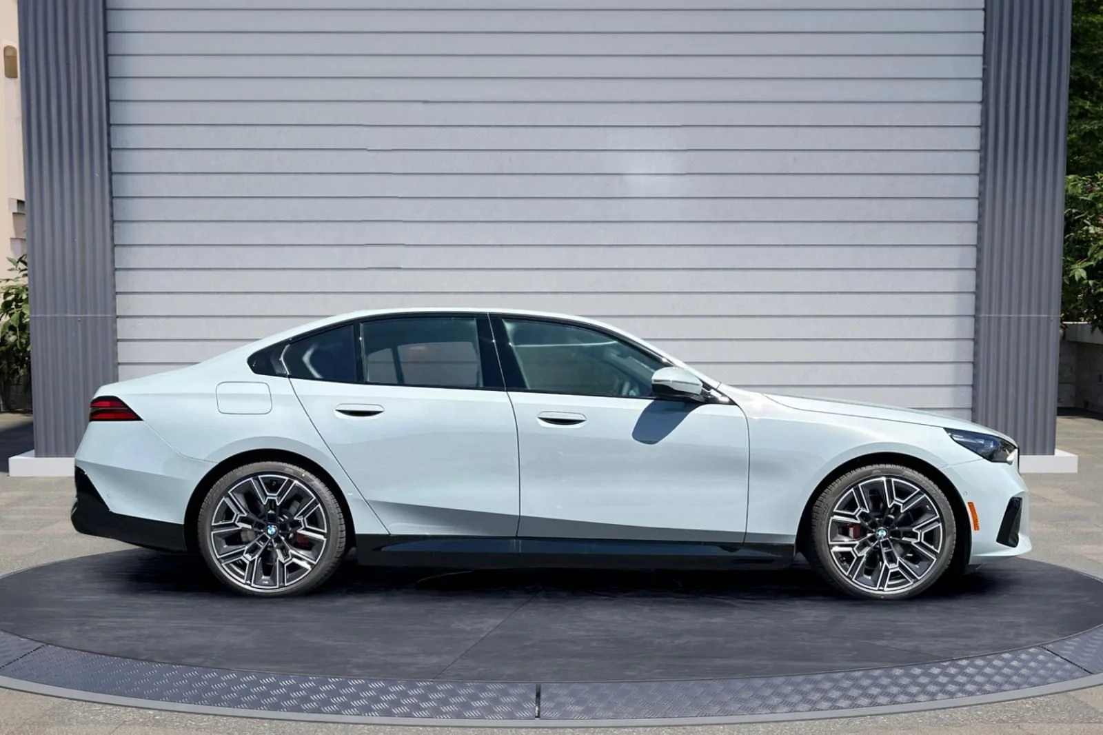New 2027 Brooklyn Grey Metallic BMW eDrive40 image 3