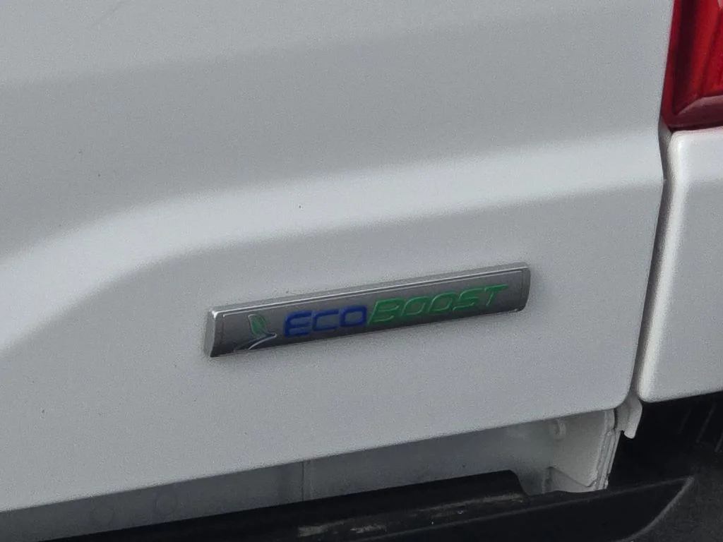 Used 2021 Oxford White Ford XLT image 21