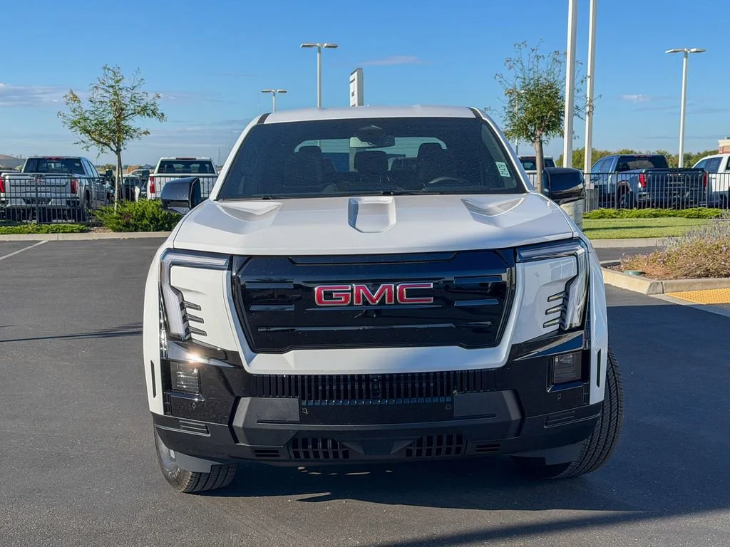 New 2026 Summit White GMC Elevation Extended Range image 3