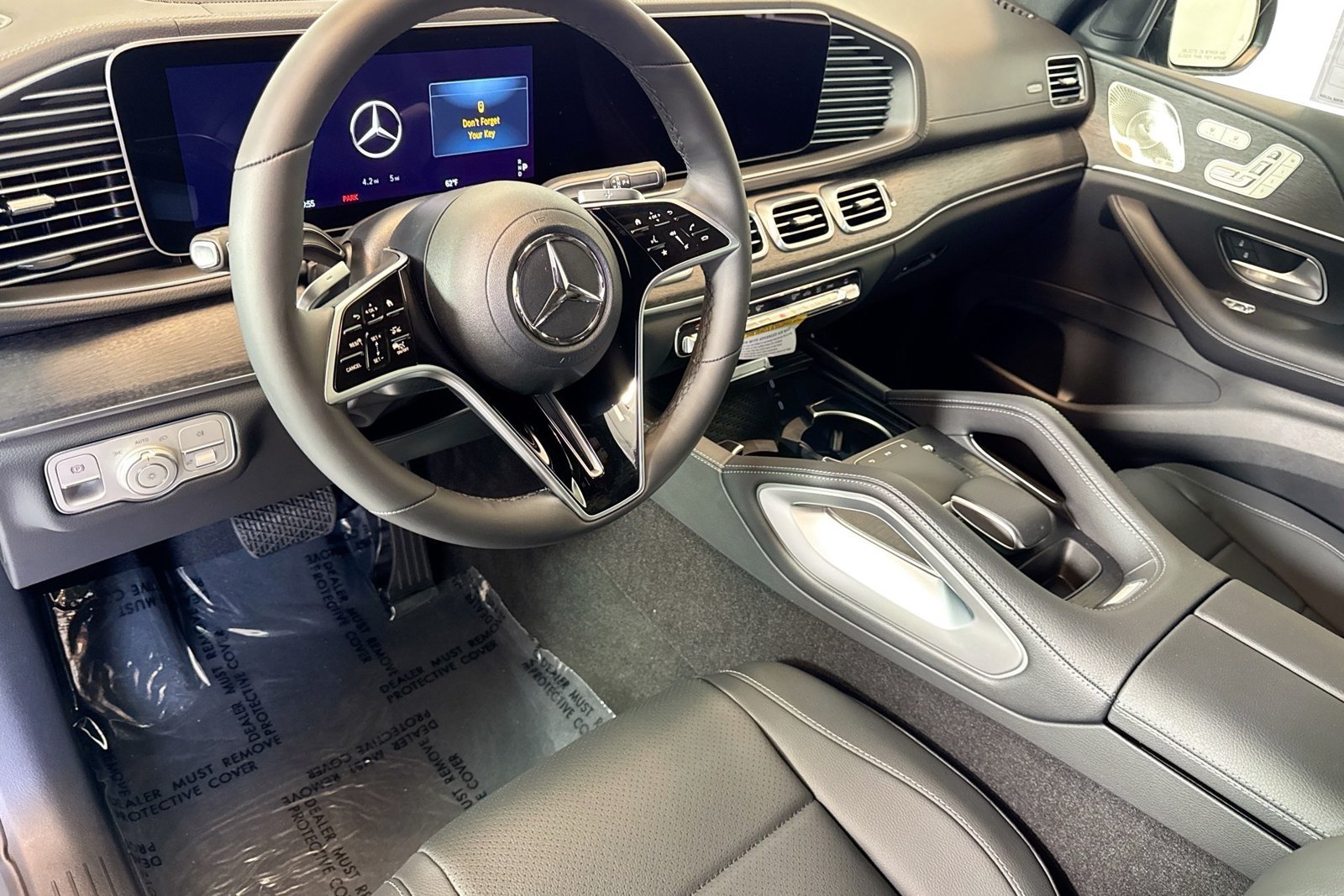 New 2026 Selenite Grey Metallic Mercedes-Benz GLE 450 image 9