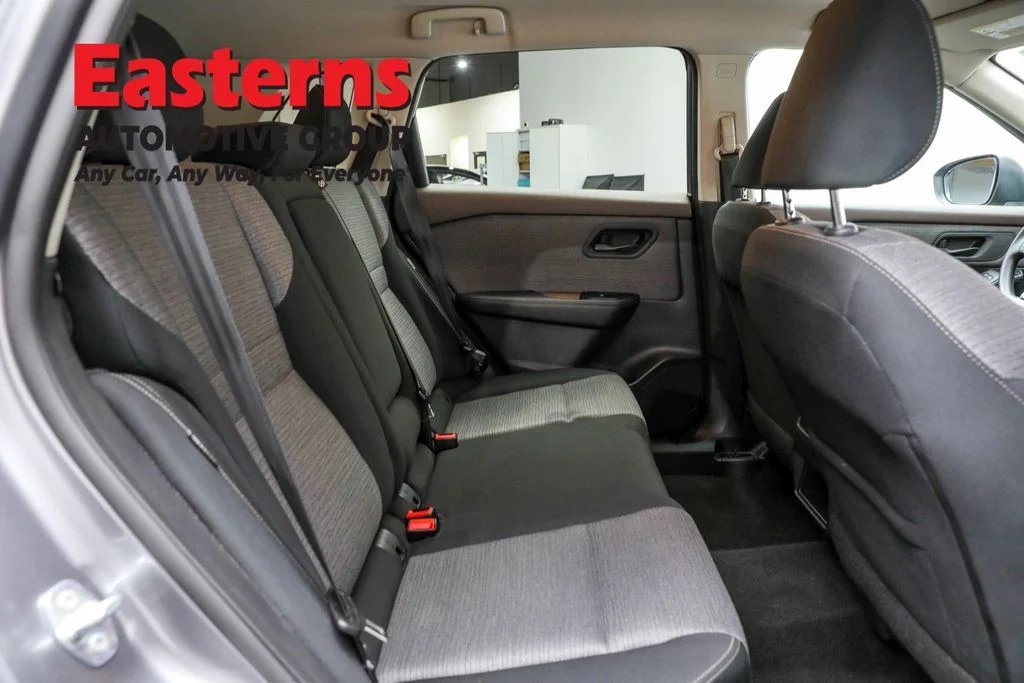 Used 2021 Gray Nissan S image 23