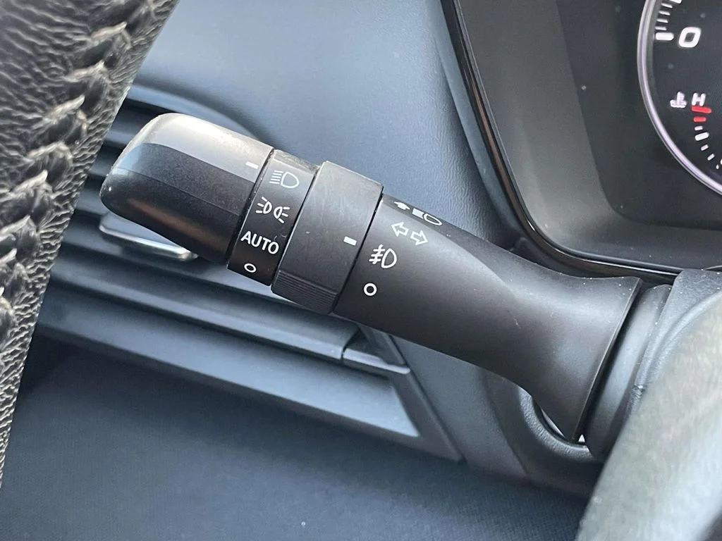 Used 2021 Crystal Black Silica Subaru Premium image 12