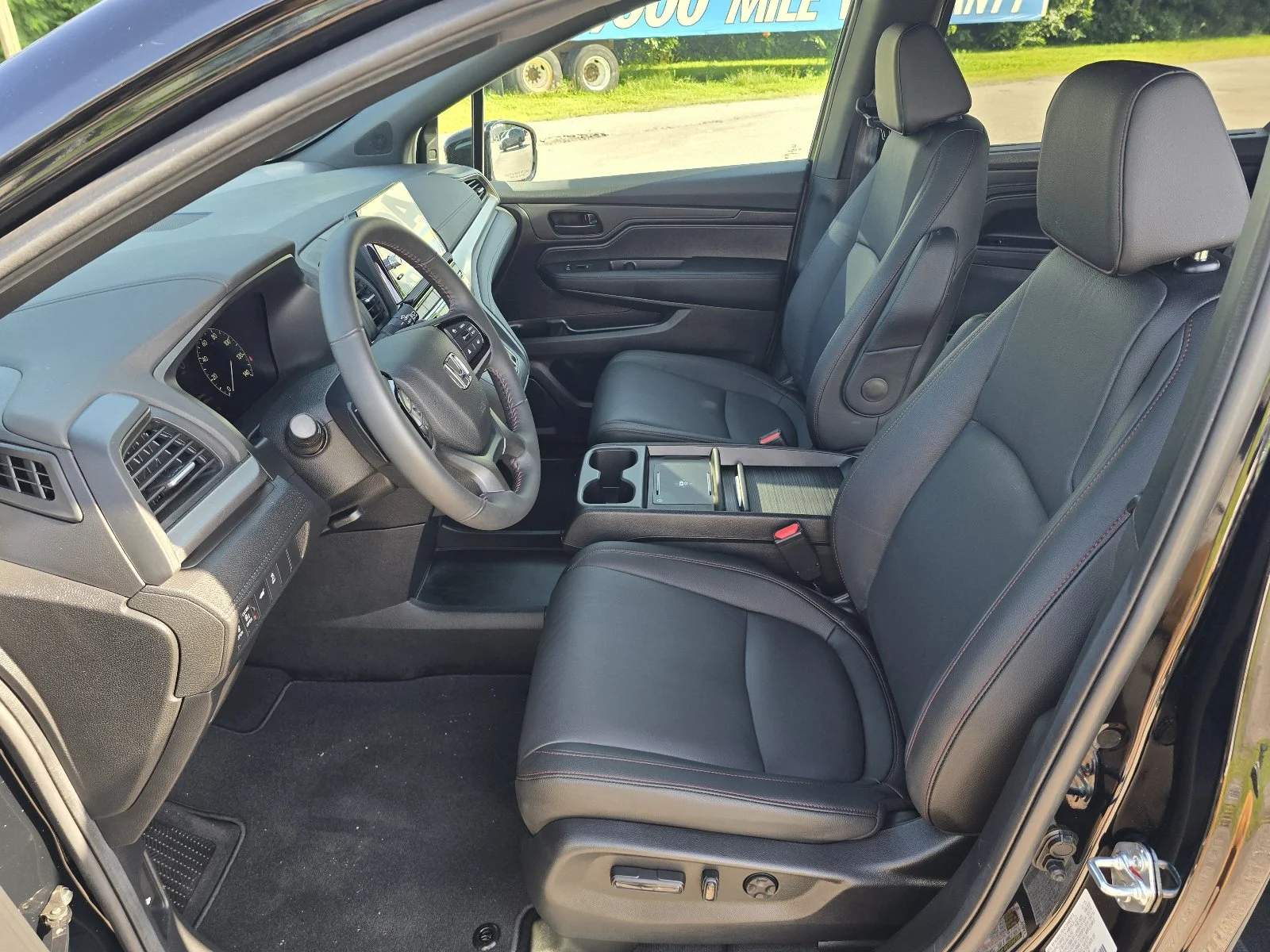 2025 Honda Odyssey Sport L - Photo 39