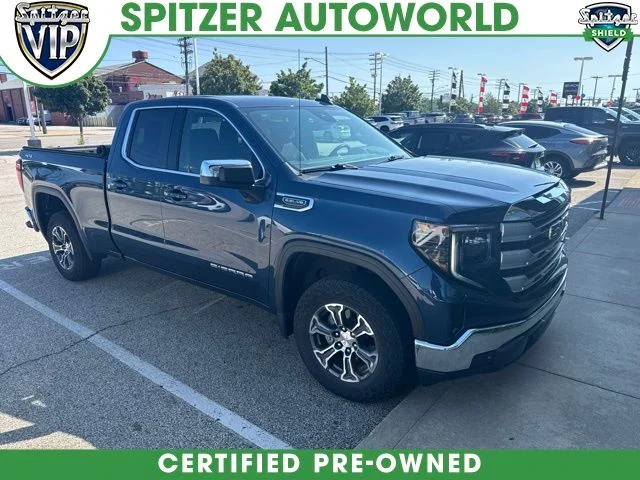 Used 2023 Blue GMC SLE image 1