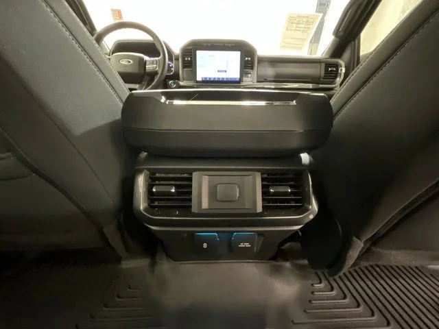 Used 2023 Silver Ford XLT image 26