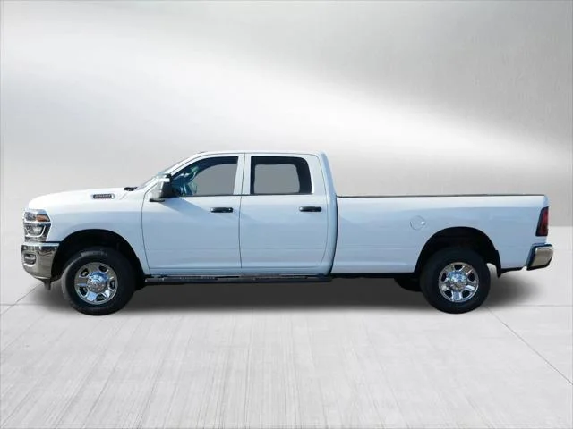 New 2026 Bright White Clear-Coat Exterior Paint RAM TRADESMAN image 4