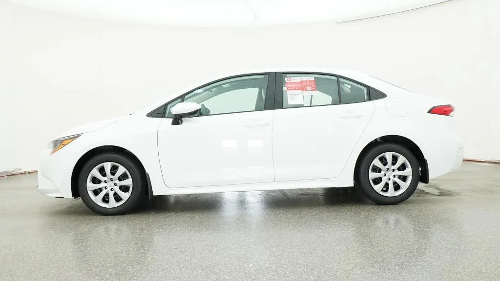 New 2026 Ice Cap Toyota LE image 2