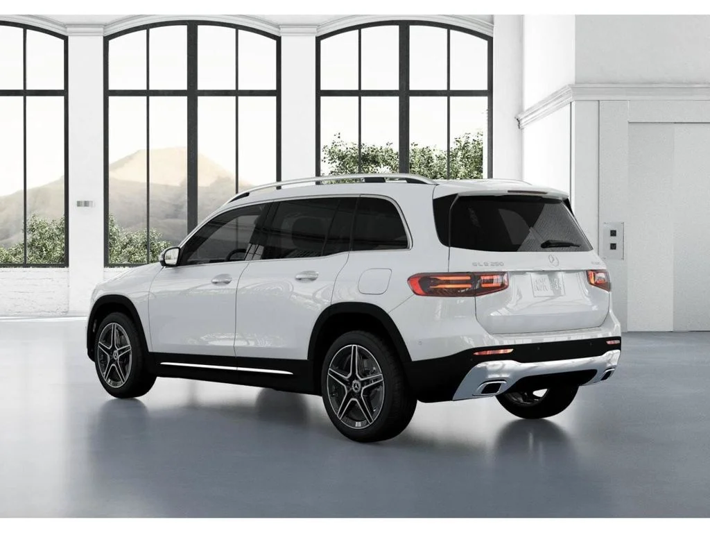 New 2026 White Mercedes-Benz GLB 250 image 29