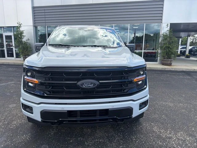 New 2026 White Ford XLT image 9