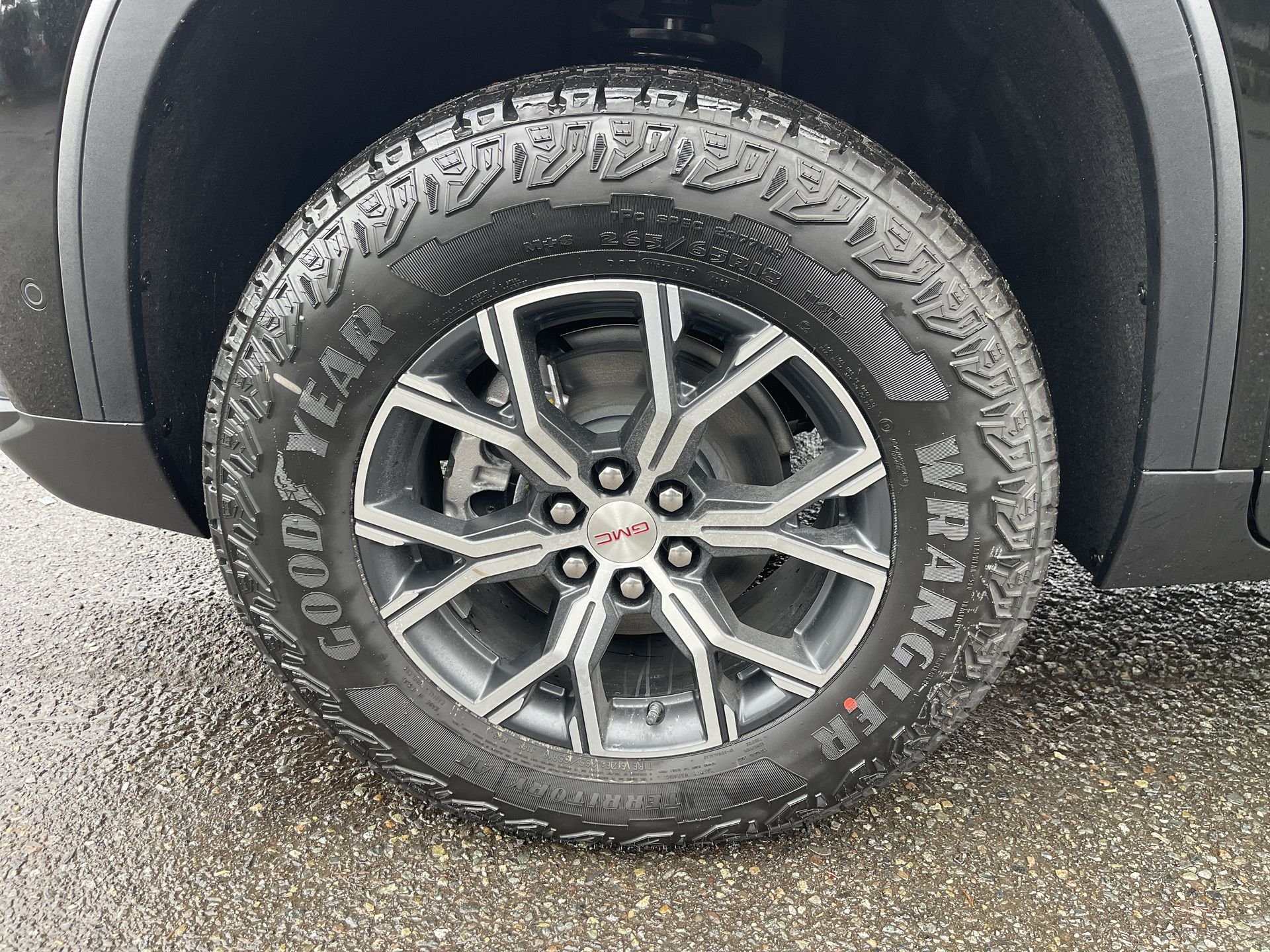 2026 GMC Acadia AT4 - Photo 67