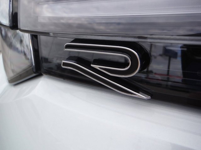 New 2026 White Volkswagen SEL R-Line Turbo image 7