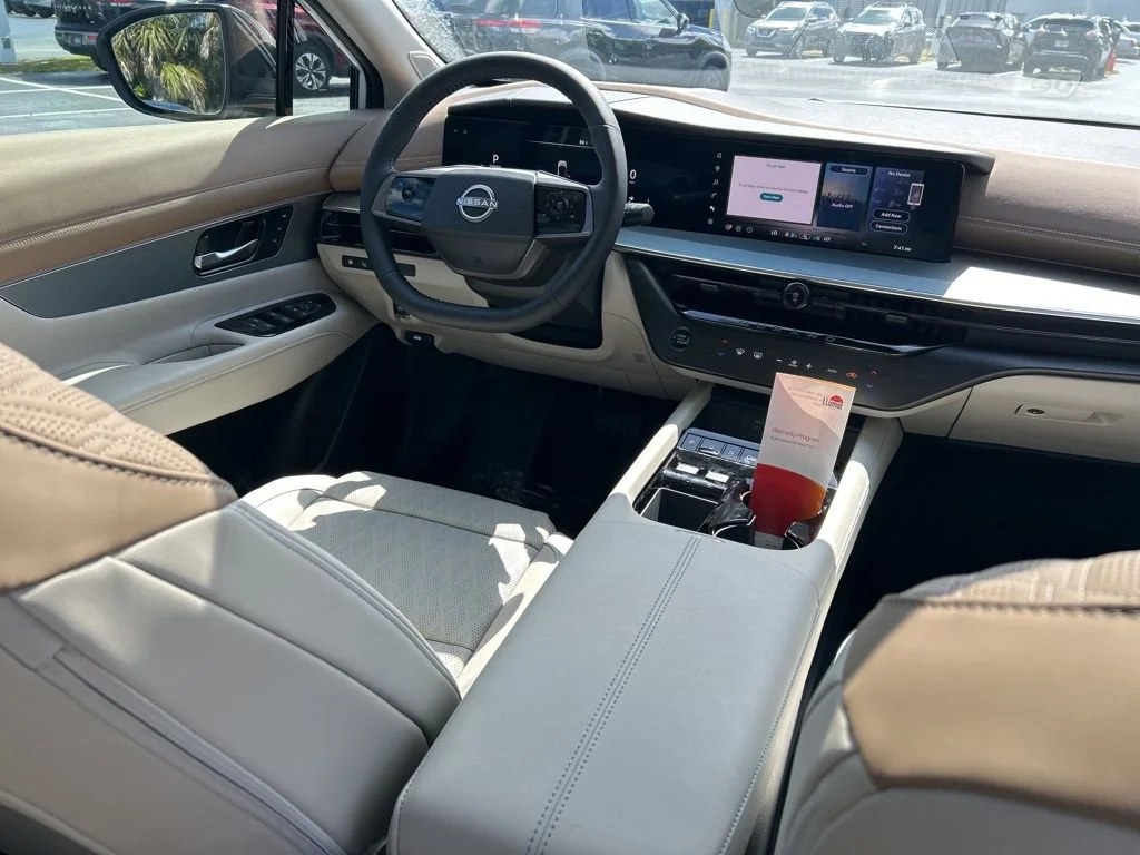 New 2026 Everest White Pearl TriCoat Nissan Platinum image 10