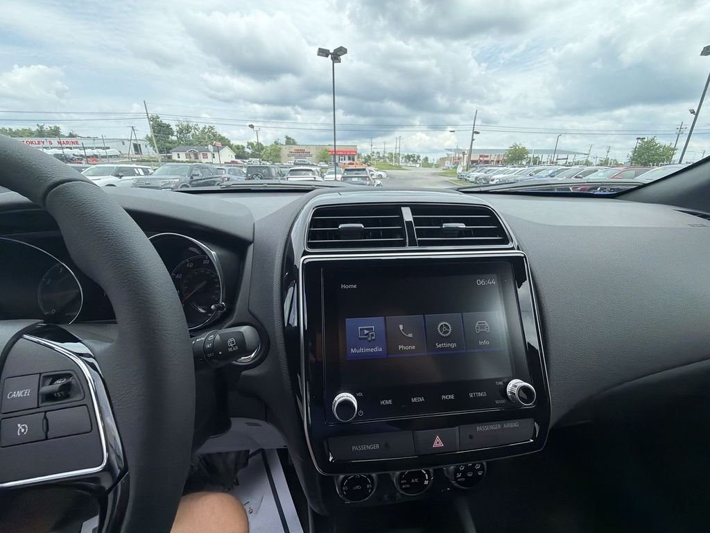 New 2026 Blue Mitsubishi 2.4 SEL image 16