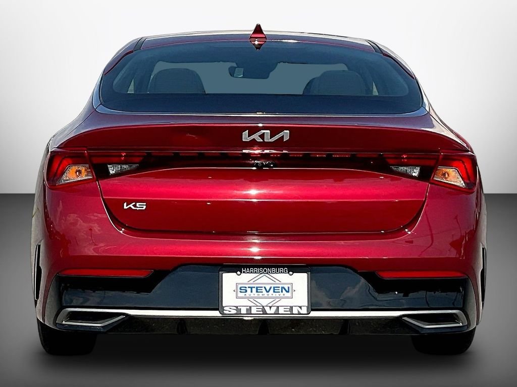 Used 2023 Red Kia LXS image 5