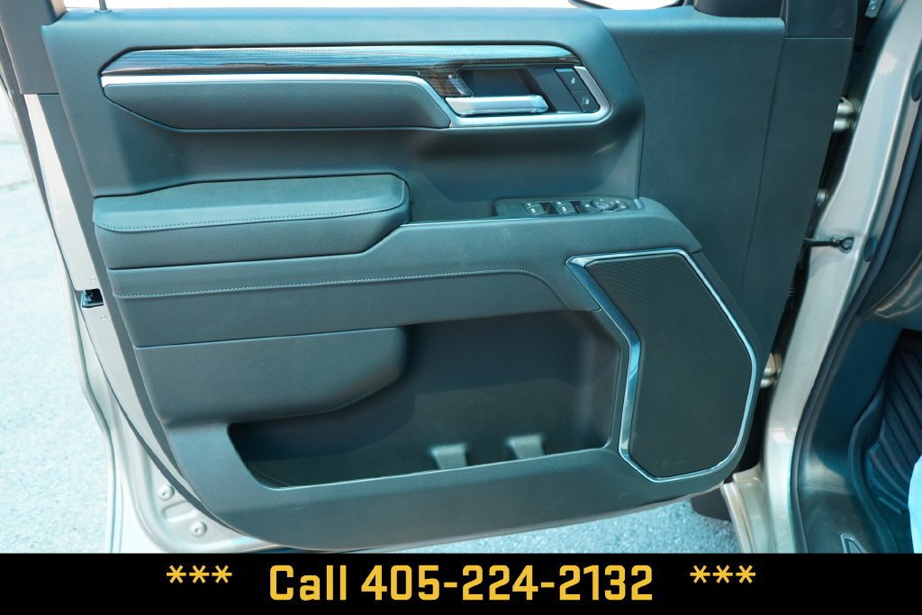 New 2026 Special Exterior Color Chevrolet LT image 18