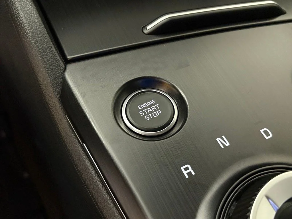 New 2027 Gravity Gray Kia LX image 28