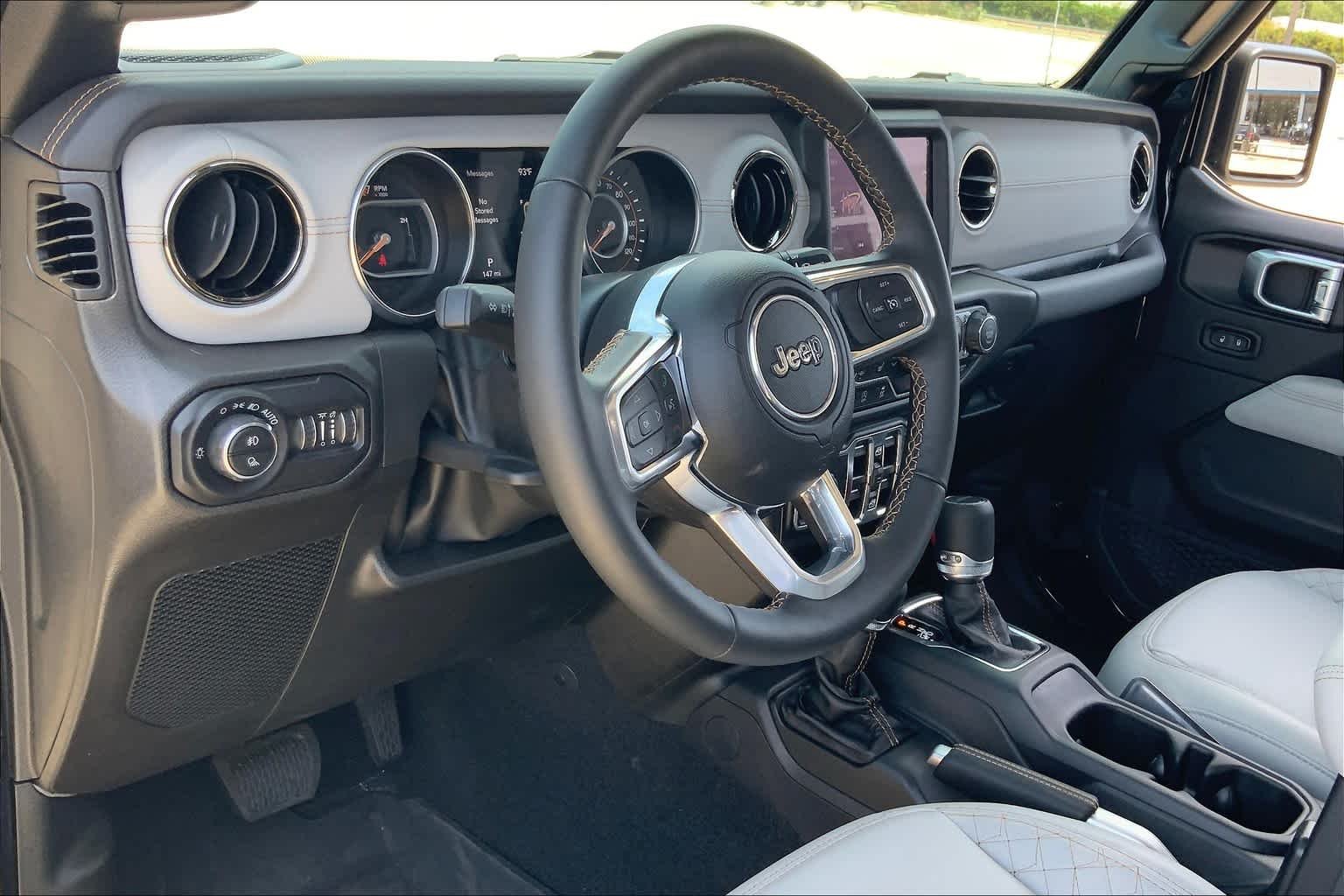 Used 2022 Black Clearcoat Jeep High Altitude image 35
