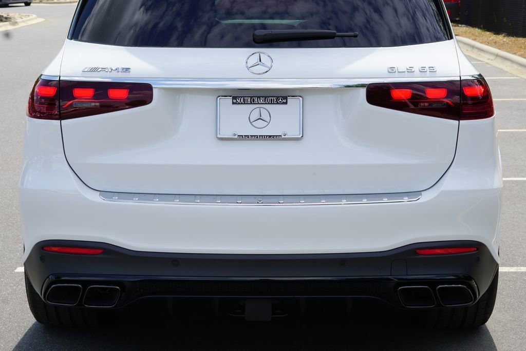 New 2026 MANUFAKTUR Moonlight White Metallic Mercedes-Benz GLS 63 AMG® image 70
