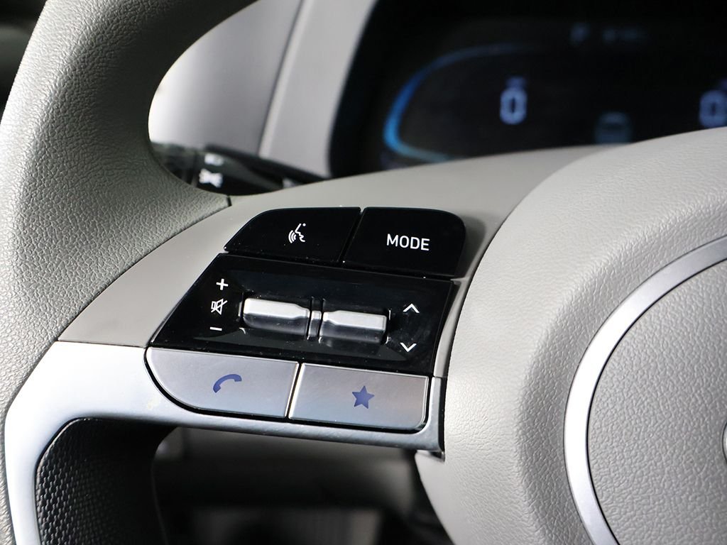 Used 2025 Blue Hyundai SE image 34