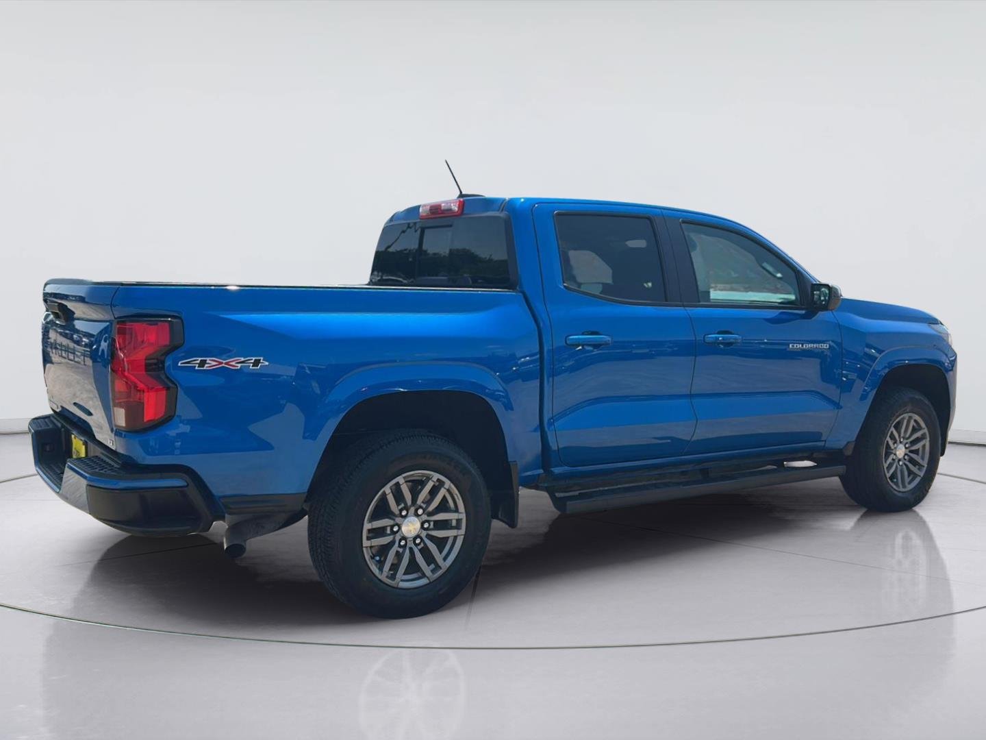 Used 2023 Glacier Blue Metallic Chevrolet 4WD LT image 4