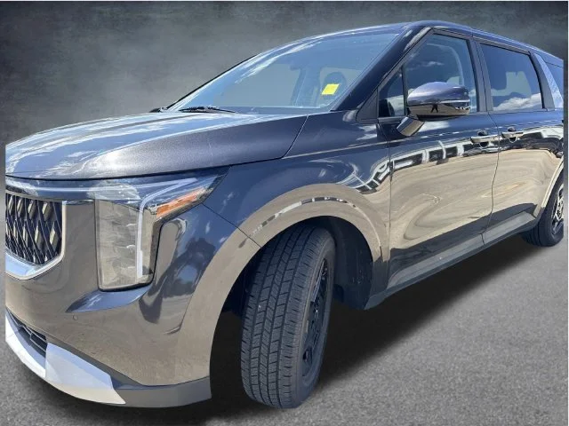 Used 2025 Gray Kia LXS image 8